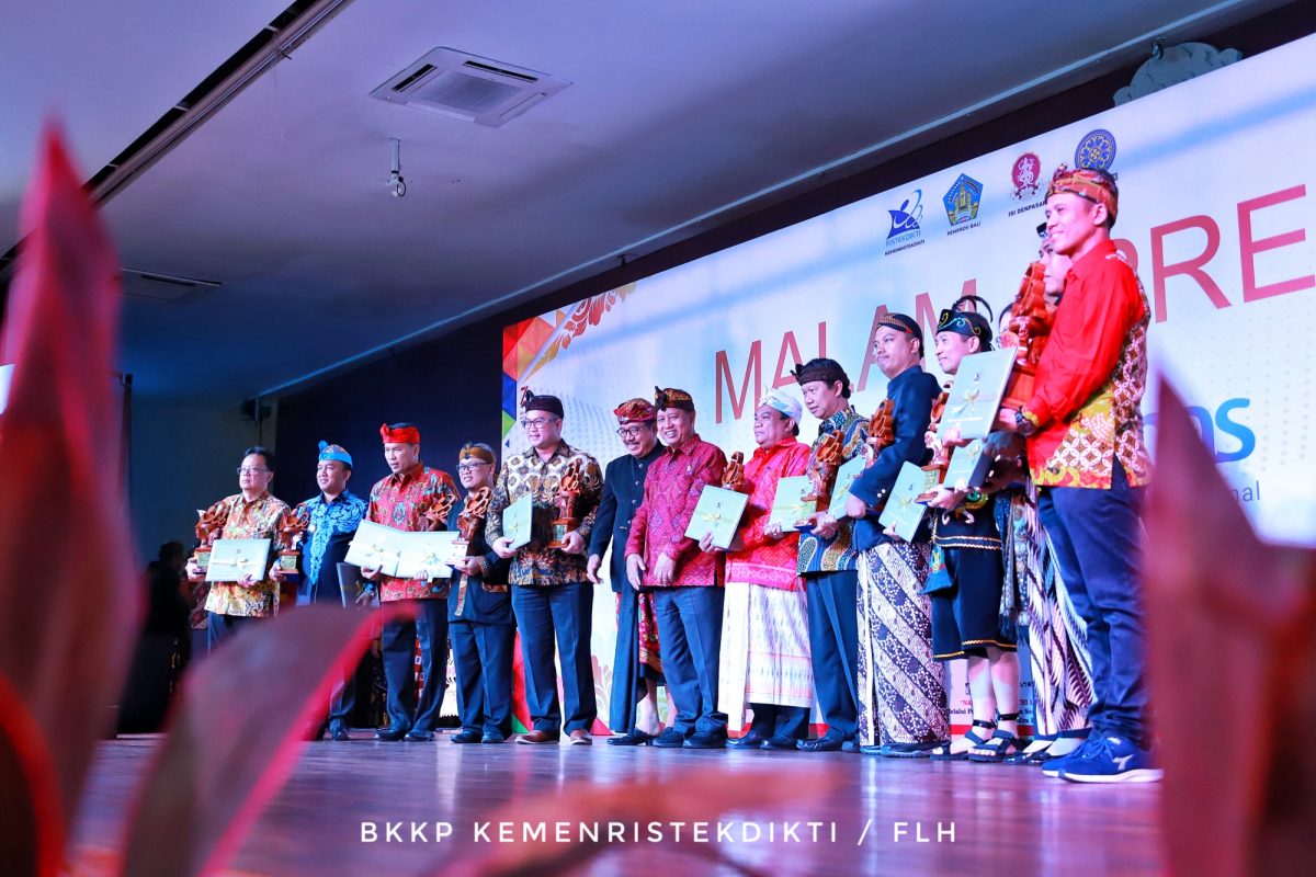 Malam Apresiasi Hakteknas 24, Menristekdikti Beri Penghargaan bagi Aktor Iptek dan Inovasi Tahun 2019