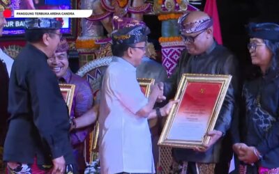 Rektor ISI Denpasar Raih Penghargaan Bali Kerthi Sewaka Nugraha 2023