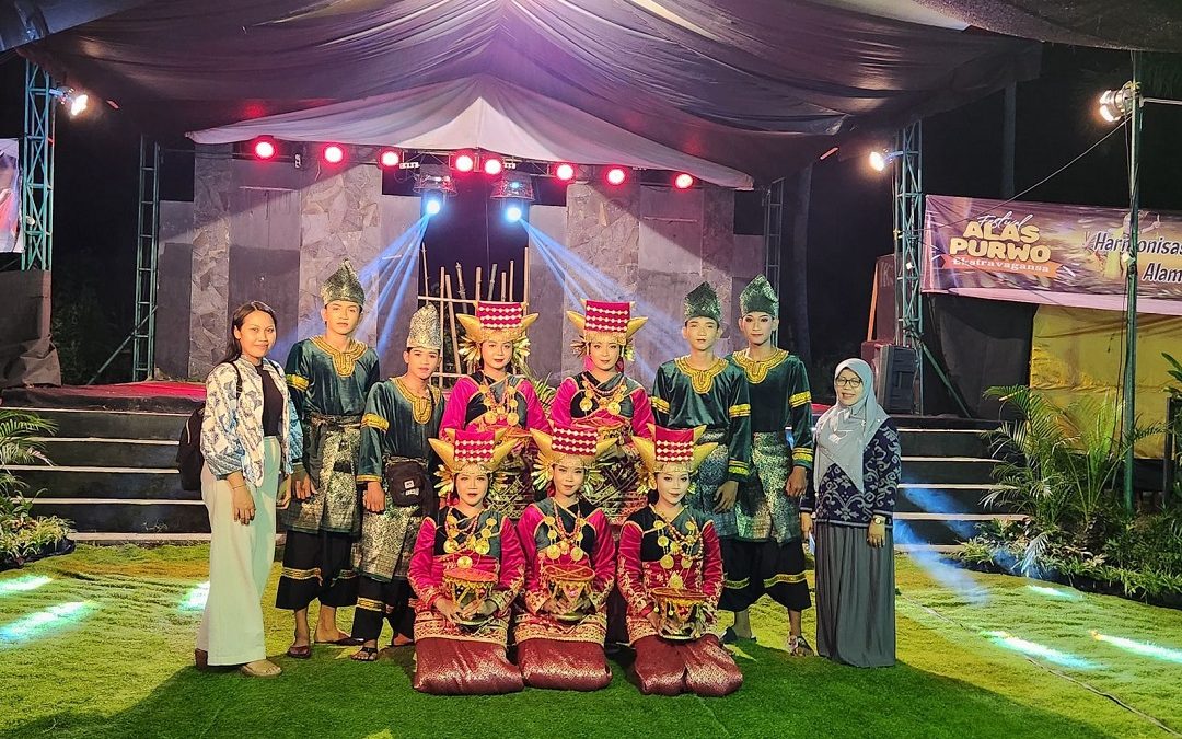 Tari “Galombang Carano” Tampil di Festival Extravaganza Alas Purwo Banyuwangi (Aktualisasi Seni ISI Denpasar)